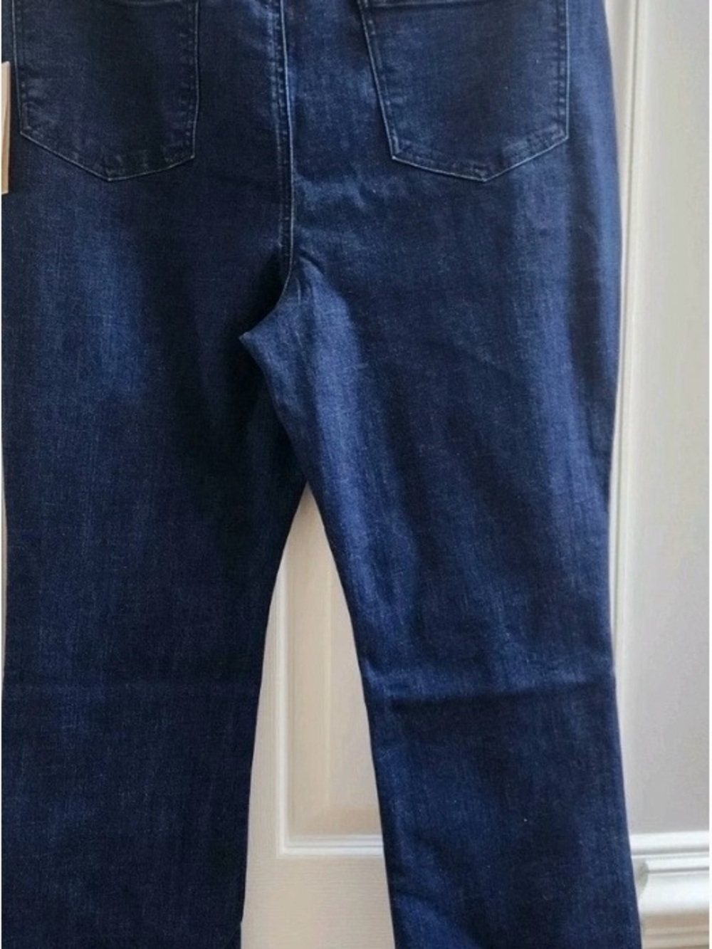 NWOT NYDJ. Size 16p. I have the tags but took them off to wash. They don’t fit.